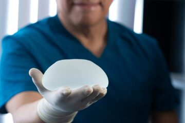 Fedezze fel a mellplasztika árak részleteit, egyedi konzultáció és professzionális megoldások Dr. Fábián Zsolt sebésztől.